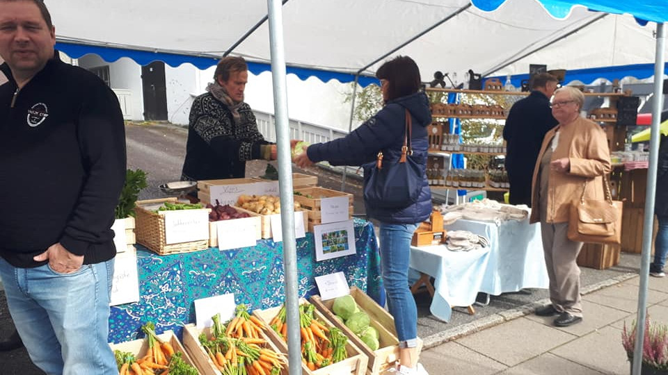 Bondemarknad i begge bygder